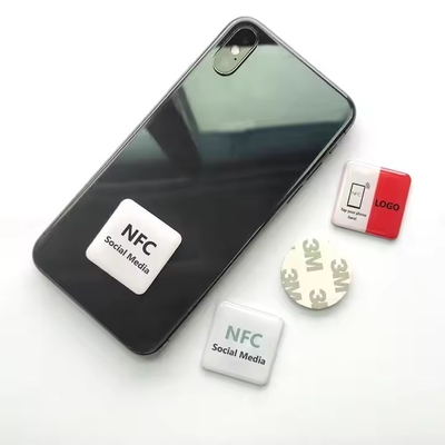 13.56MHz 사용자 지정 RFID 키 포브 NFC 에포시 스티커 전화 NFC 스티커를 위한 즉각 공유